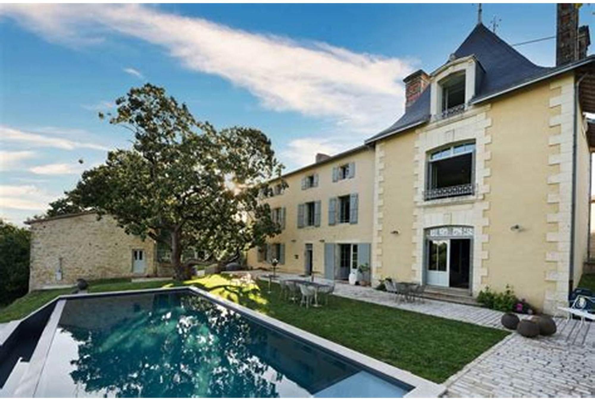 Gites Les Demeures De Valette Azay-le-Brule Exterior photo
